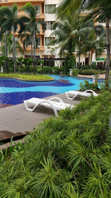 Qaiser Executive Stay East Lake Residence Kampong Bohol Exterior photo
